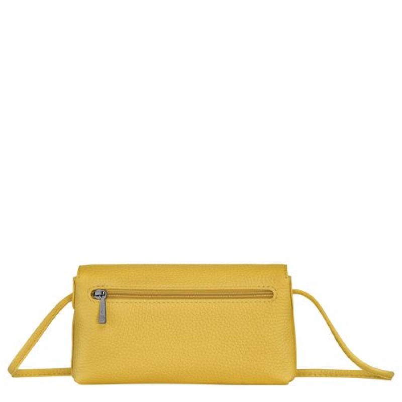 Longchamp Roseau Essential Pouch Yellow | QNJPABV-76